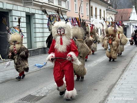 07-Kurenti iz Zamušanov v Kamniku (27)